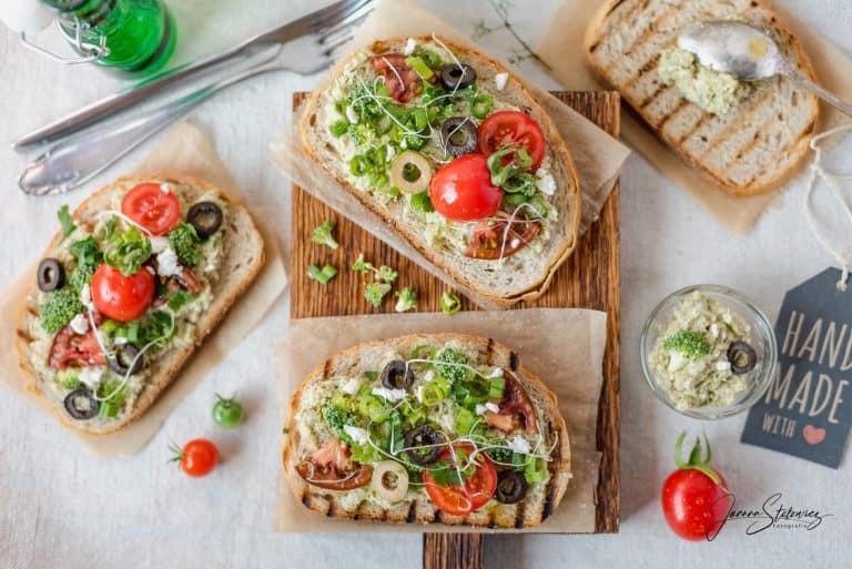 Read more about the article Pasta z brokułów i sera feta – dietetyczne smarowidło
